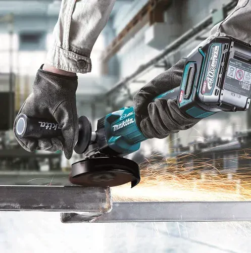 Makita XGT aku úhlová bruska 125mm Li-ion XGT 40V/4,0Ah, Makpac GA005GM201