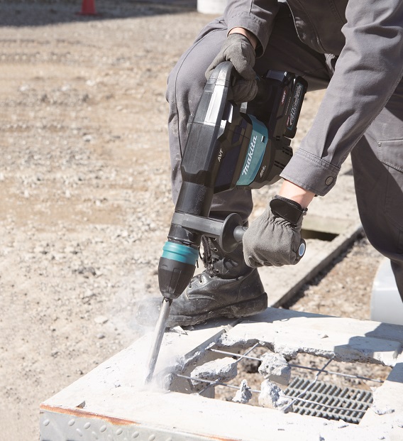 Makita XGT aku bourací kladivo SDSMax s AWS Li-ion XGT 40V/4,0Ah,kufr HM001GM201