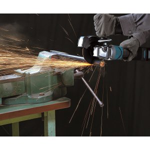 Makita XGT aku úhlová bruska 125mm Li-ion XGT 40V, bez aku Z, GA050GZ