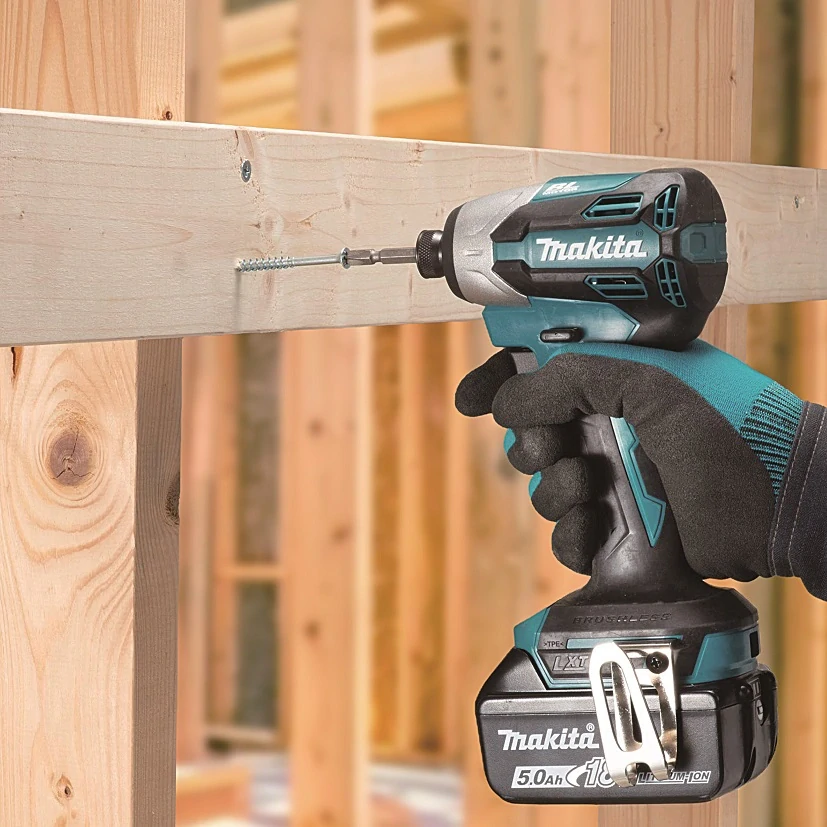 Makita aku rázový šroubovák 1/4" Li-ion LXTB 18V/2,0 Ah, DTD158WVE 