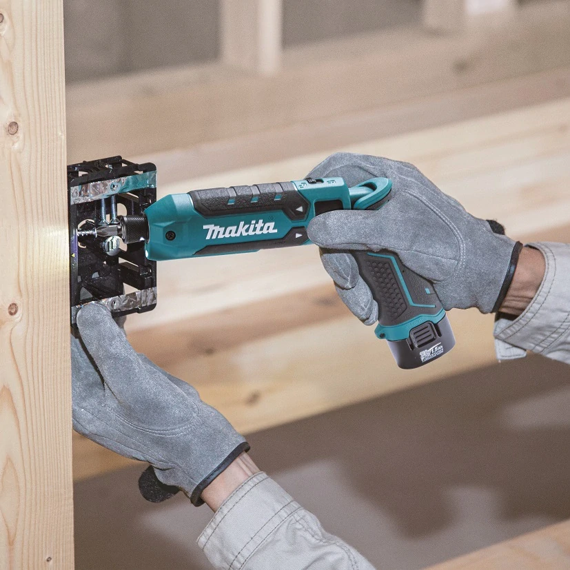 Makita Aku rázový šroubovák v kufru Li-ion 7,2V/1,5Ah, TD023DSE