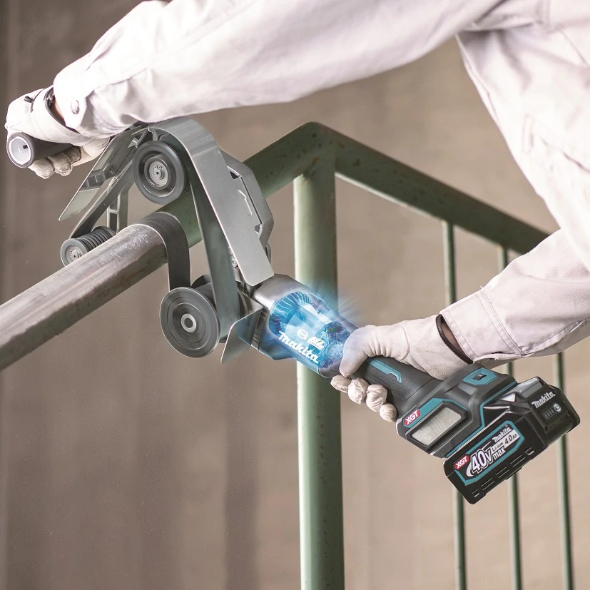 Makita XGT aku pásová bruska na trubky Li-ion XGT 40V, bez aku Z, BS002GZ