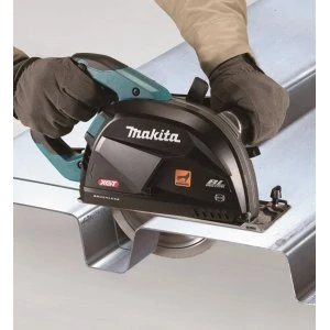 Makita XGT aku pila na kov Li-ion XGT 40V, bez aku Z, CS002GZ