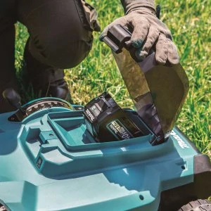 Makita XGT aku sekačka 380mm Li-ion XGT 40V bez aku Z, LM003GZ
