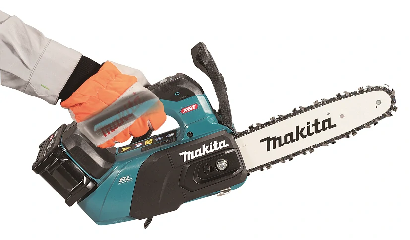 Makita XGT aku řetězová pila 250 mm Li-ion XGT 40V, bez aku Z, UC031GZ