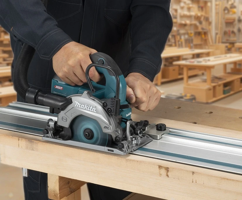 Makita XGT aku okružní pila pro podřezávání 125 mm Li-ion XGT 40V bez aku Z, HS014GZ