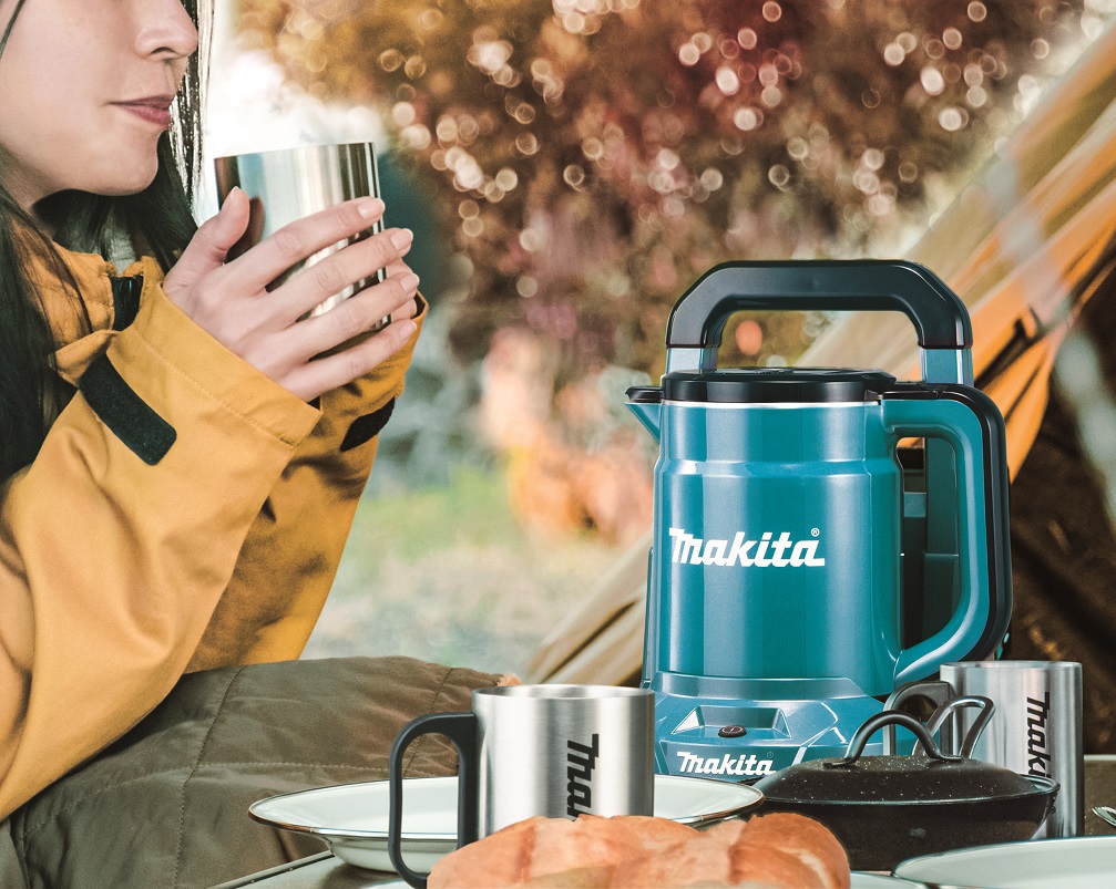 Makita XGT aku rychlovarná konvice Li-ion XGT 40V bez aku Z KT001GZ