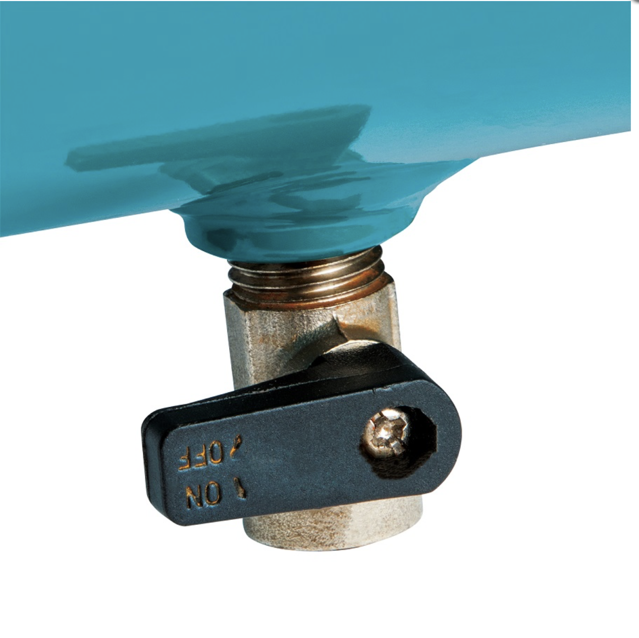 Makita Kompresor 650W, 22 kg, MAC210Q