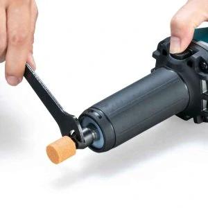 Makita XGT, aku přímá bruska s regulací Li-ion XGT 40V bez aku Z, GD001GZ
