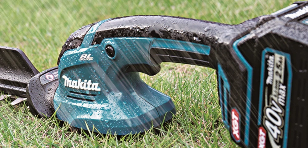 Makita XGT aku plotostřih 200mm Li-ion XGT 40V, bez aku Z, UH023GZ