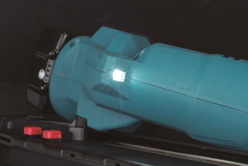 Makita aku hřebíkovačka Li-ion LXT 18V, bez aku Z, DBN620Z
